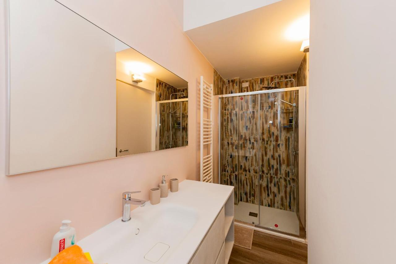 Piazza Salotto & Stazione Comfy Apartment Pescara Exterior foto